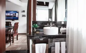 Yurong West Lake Cottage Resort Hotel - Casa de banho