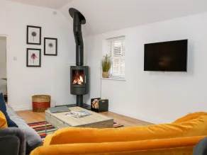Stables Cottage - Interior