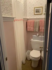 Lantana House - Bathroom
