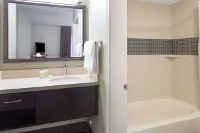 Sonesta ES Suites Atlanta Perimeter Center - Salle de bain