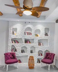 The Hello Hotel - Reception