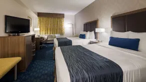 Best Western PLUS Tulsa Inn & Suites - Zimmer