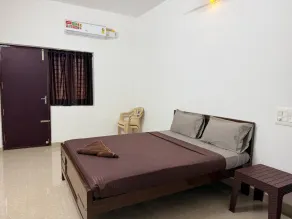 Kavitha Stay Inn - Room