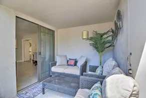 Sleek Phoenix Condo: Walk to Biltmore Fashion Park - Interiør