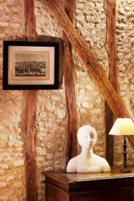 Hôtel Diderot Chinon - Entrée intérieure