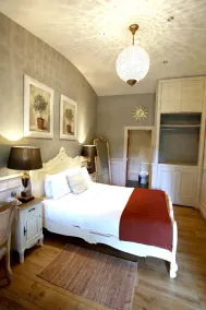 The Crown at Playhatch - Room