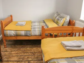 1 Royal Oak Cottages - Rum
