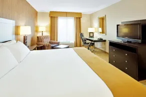 Holiday Inn Express Hotel & Suites Lebanon by IHG - Habitación