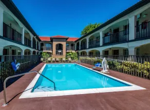Red Roof Inn Orlando South - Florida Mall - Piscina