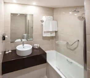 McGettigans Hotel - Baño