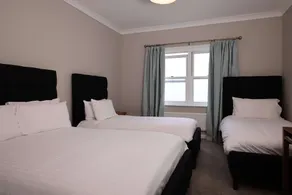 Michelangelos - Rooms, Restaurant & Bar - Room