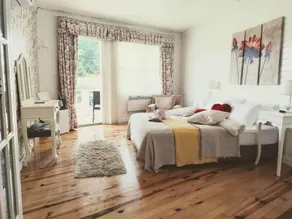 Lotus Restaurant & Home - Camera