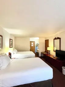 Travelodge by Wyndham Ishpeming/Marquette - Værelse