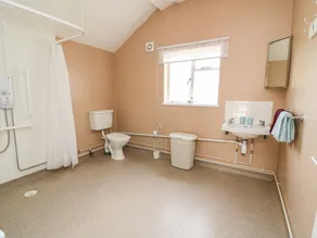 Green Cottage - Bathroom
