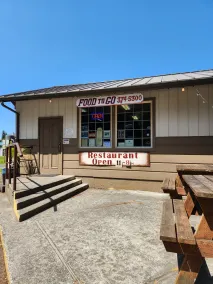 3 Rivers Resort and Guide Service - Restaurant