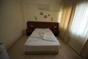 Sonmez Hotel - Room