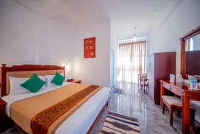 Olympus Plaza Hotel - Camera