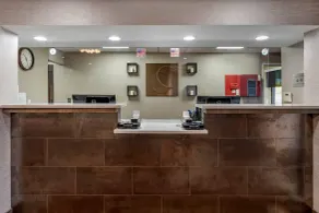 Comfort Inn Near Greenfield Village - Lobby