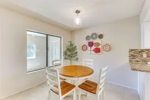 Sun Lakes Home w/ 3 Pools in Retirement Community - Interiør