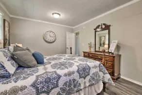 Charming Yadkin Valley Cottage w/ Deck & Yard - Interior
