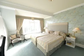 Burlington Hotel, BW Premier Collection by Best Western - Room