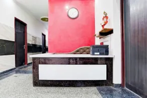 Hotel Nidhivan Dham - Reception