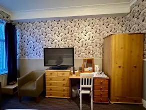 The Avon - Room