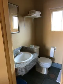 Capri Motel - Badezimmer