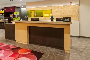 Home2 Suites by Hilton Newark Airport - Réception