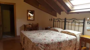Hotel Naranjo De Bulnes - Chambre