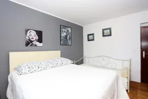 Appartement situé directement sur la mer, avec une vue imprenable et vue sur la mer - Chambre