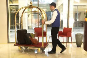 Monot Suites - Reception