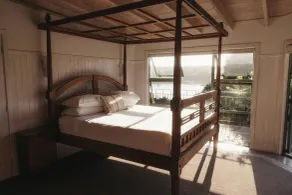 Cliff Edge by the Sea - Habitación