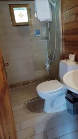 Angels Garden Hotel - Bathroom