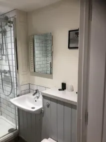 Molesworth Arms - Bathroom
