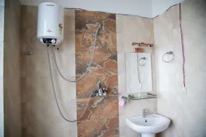 Helambu Mountain Resort - Bathroom