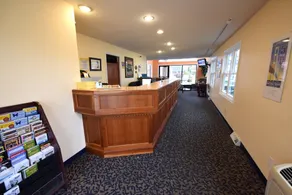 Days Inn by Wyndham Mackinaw City - Lakeview - Réception