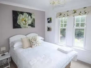 4 The Nab House - Interior