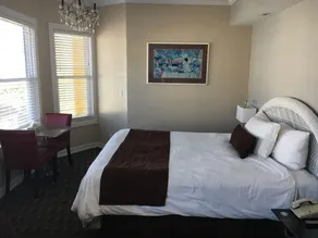 Glenmore Plaza Hotel - Chambre