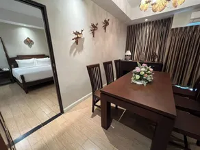 Kokhaburi Hotel - Zimmer