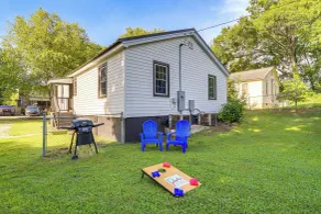 Charming Greenville Home w/ Yard: 3 Mi to Downtown - Interior