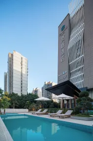 Pazhou Canton Tower Gauss Hotel - Pool