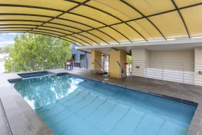 Nesuto Chippendale - Piscine