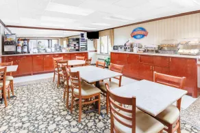 Baymont by Wyndham Kalamazoo - Restaurant