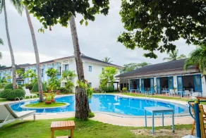 Microtel by Wyndham Puerto Princesa - Pool