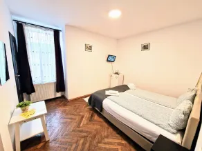 Main Square Apartments & More - Chambre