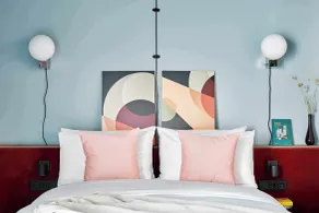 Schwan Locke - Room