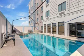 Comfort Suites Laredo - Nuevo Laredo - Piscine
