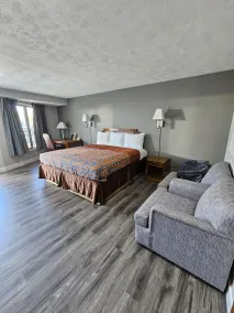 Royal Inn Motel - Room