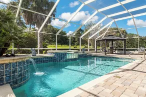 Villa Louise - Golfcourse - 3 Bedroom - Pool